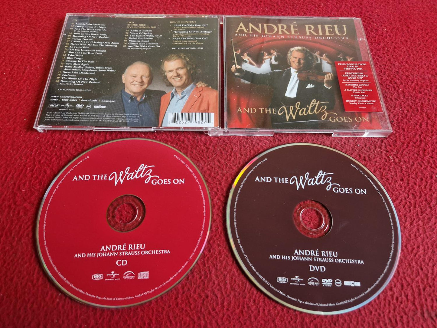 ANDRE RIEU AND HIS JOHANN STRAUSS ORCHESTRA AND THE WALTZ GOES ON CD / DVD