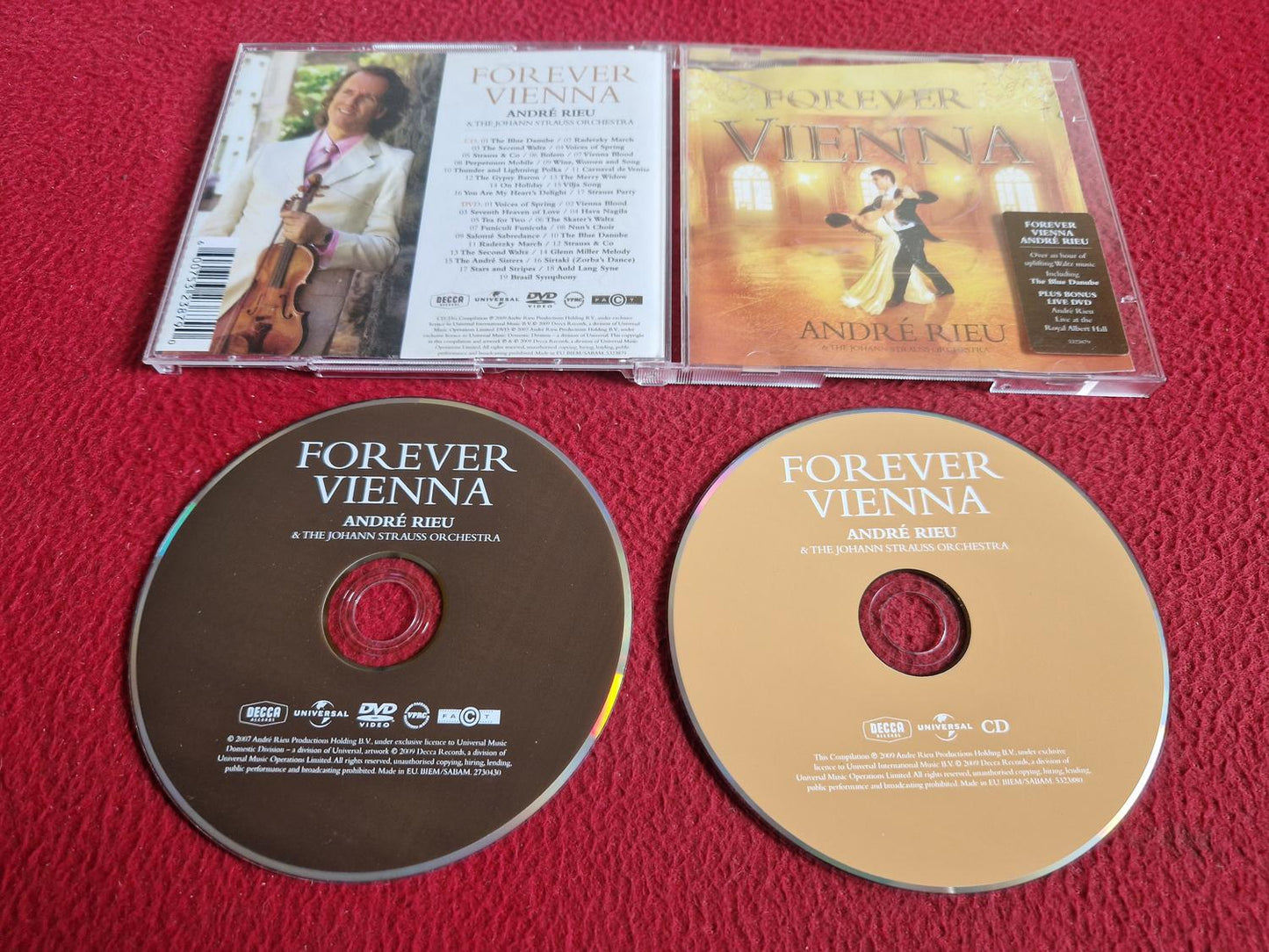 ANDRE RIEU & THE JOHANN STRAUSS ORCHESTRA FOREVER VIENNA CD