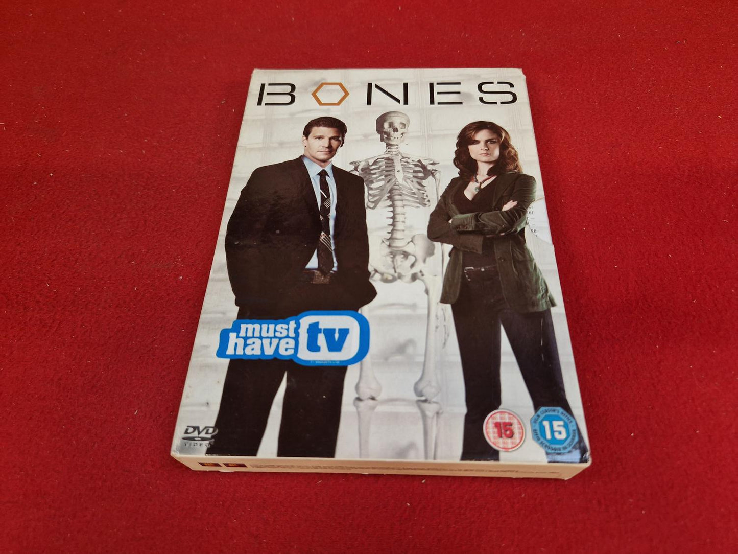 BONES SEASON 1 BOX till DVD