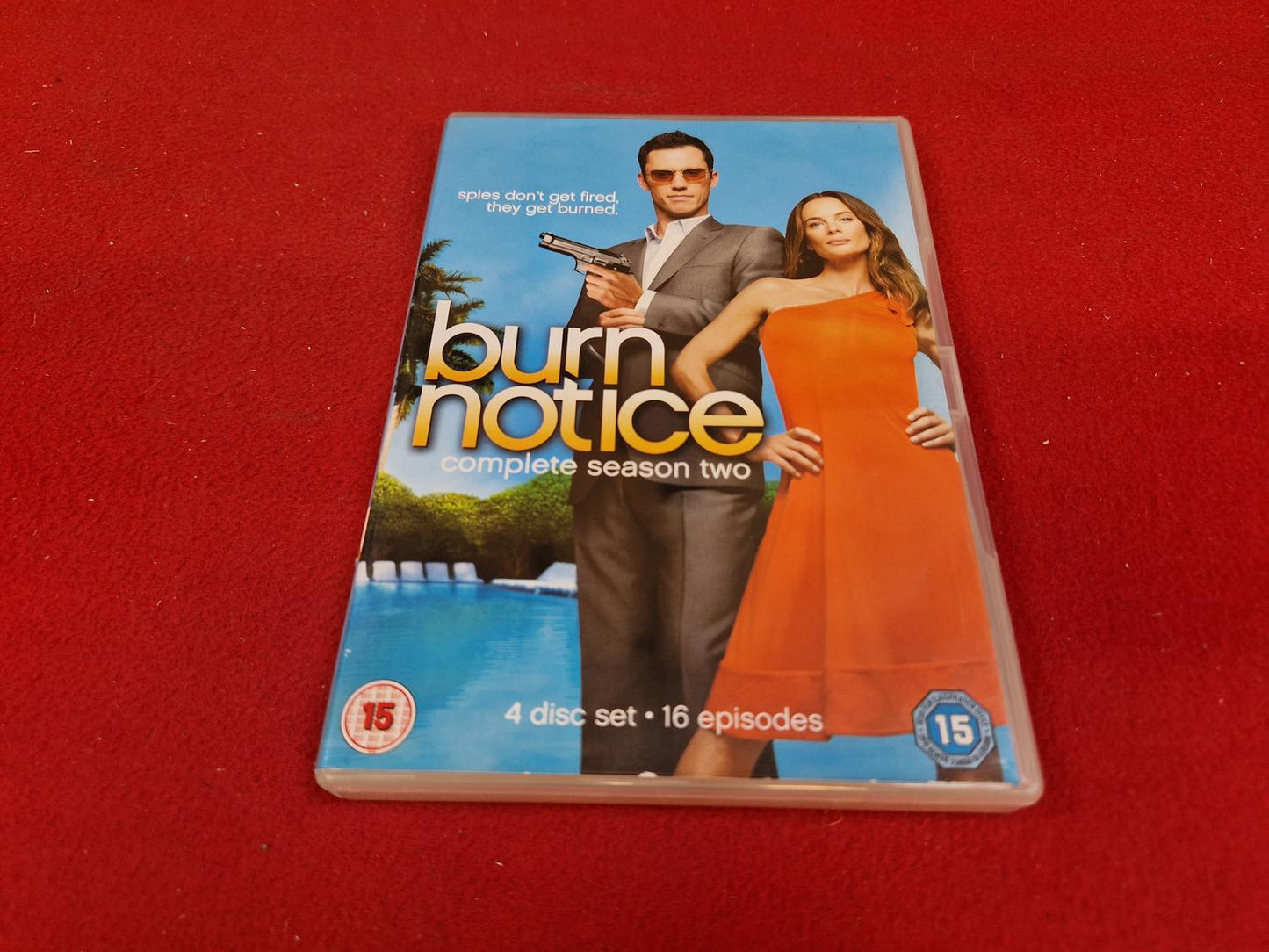 BURN NOTICE COMPLETE SEASON 2 BOX till DVD