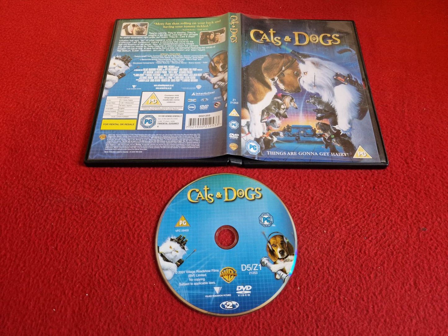 CATS & DOGS DVD