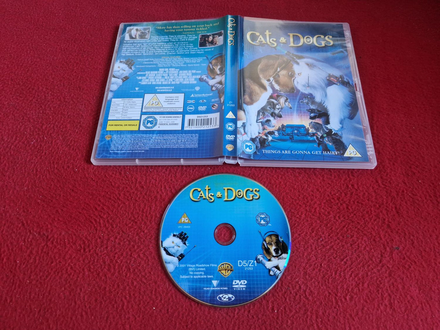 CATS & DOGS DVD