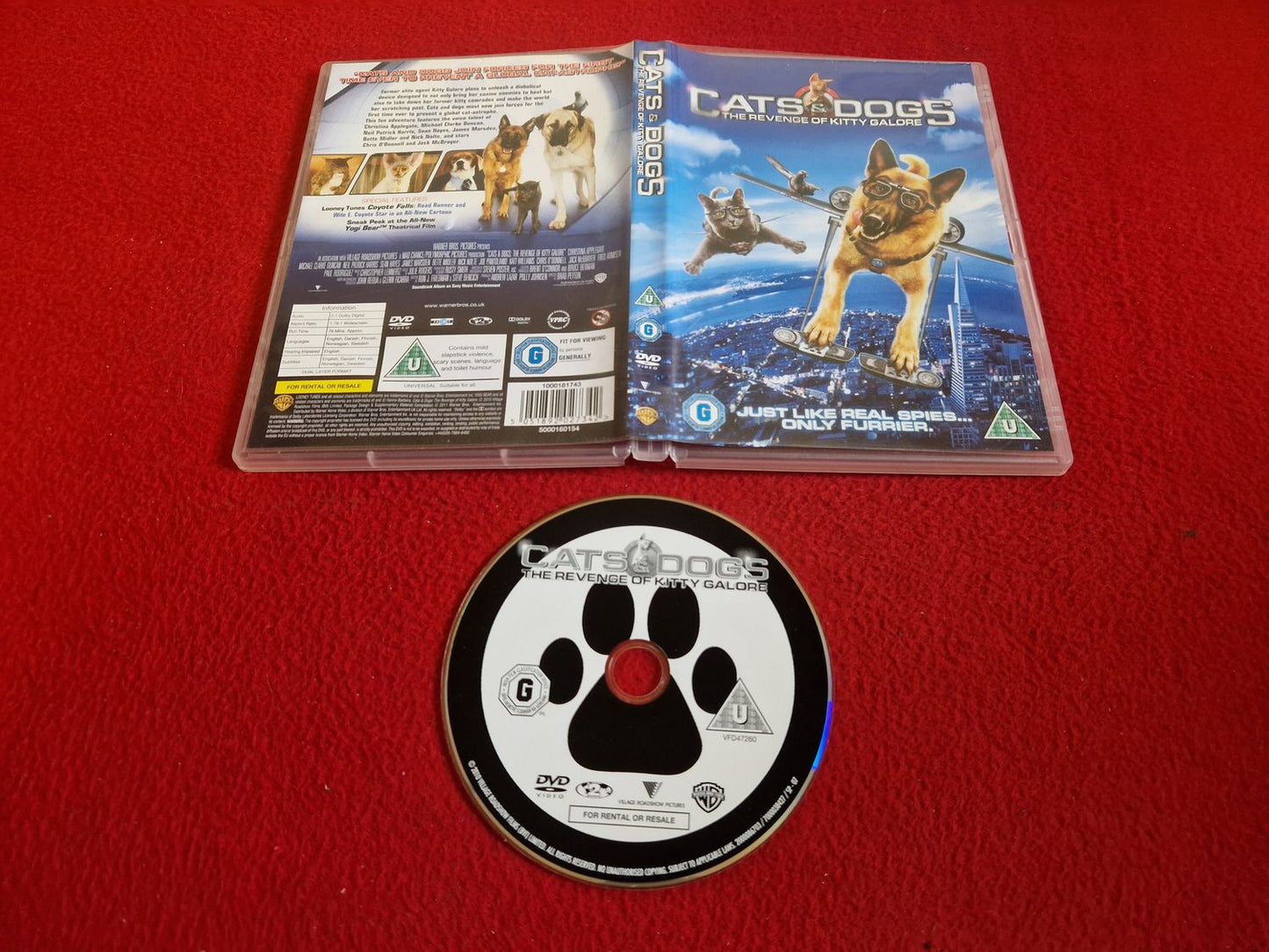 CATS & DOGS: THE REVENGE OF KITTY GALORE DVD
