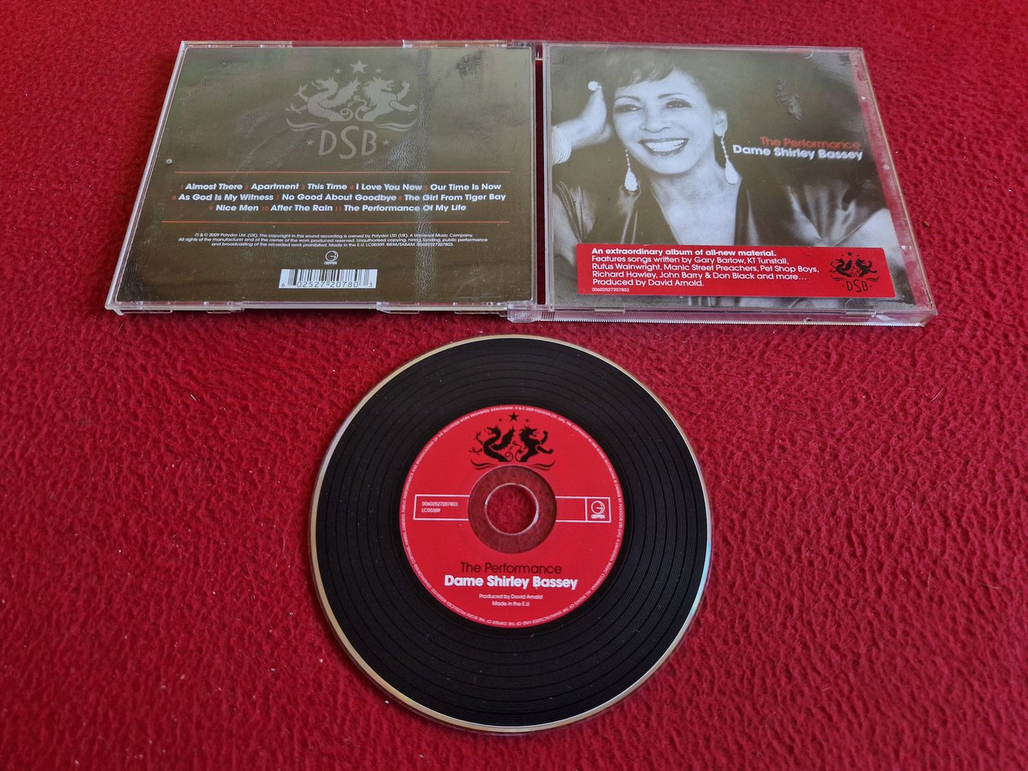 DAME SHIRLEY BASSEY THE PERFORMANCE CD