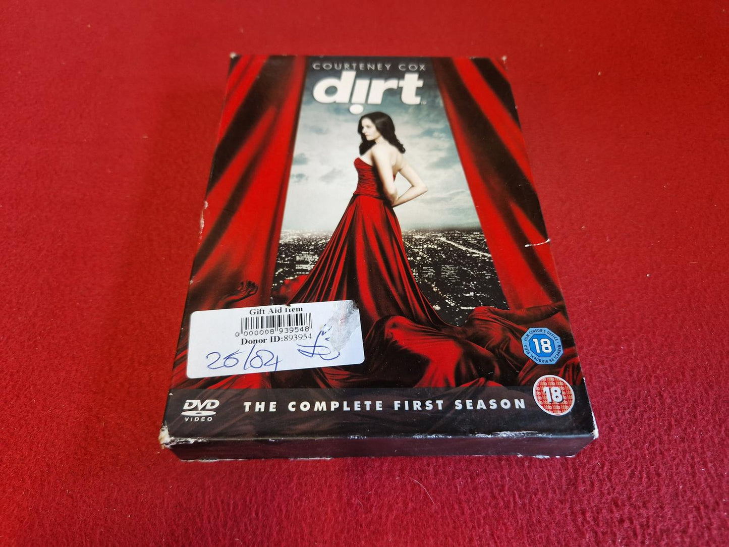DIRT SEASON 1 BOX till DVD
