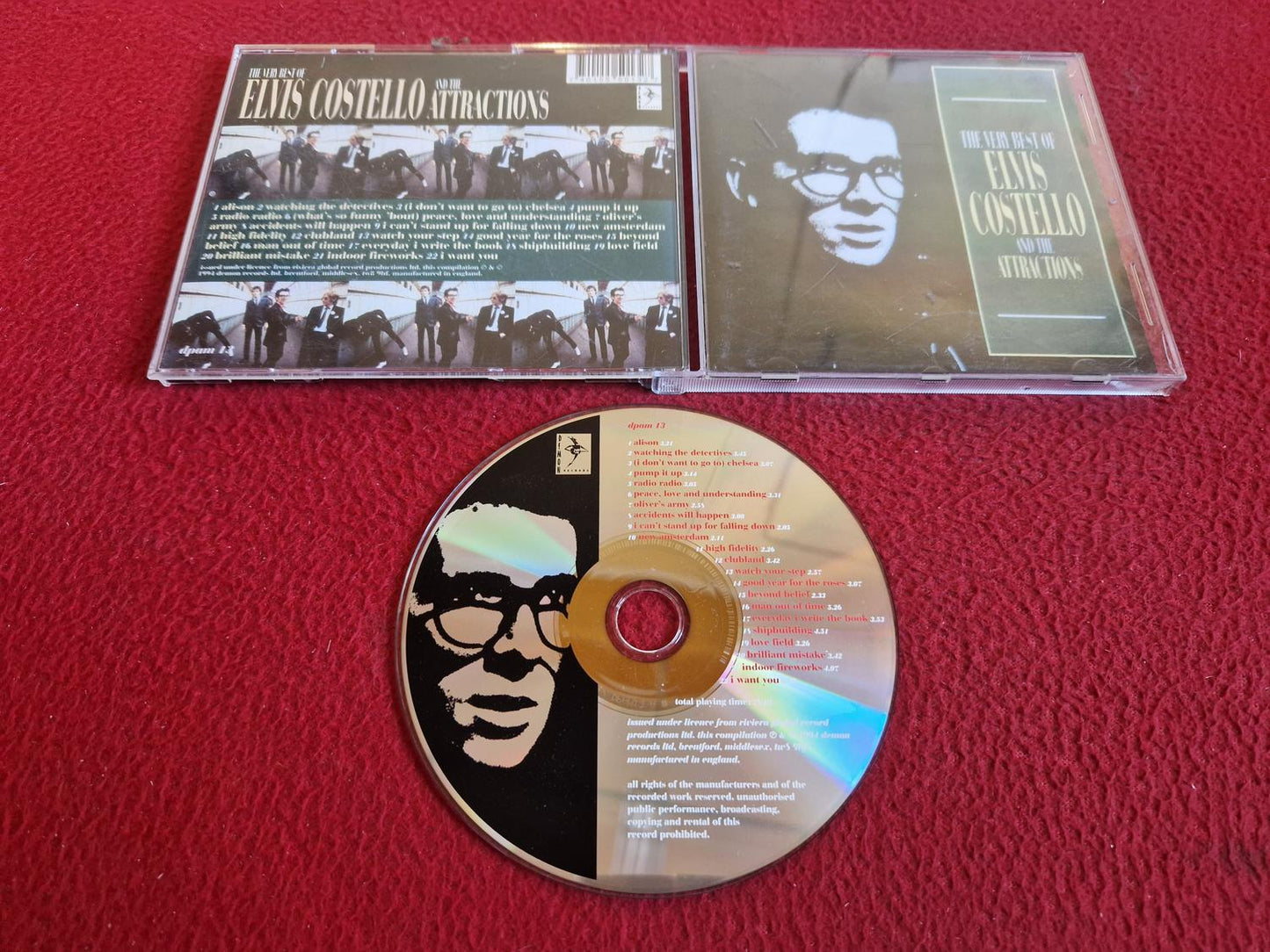 ELVIS COSTELLO AND THE ATTRACTIONS THE VERY BEST OF CD