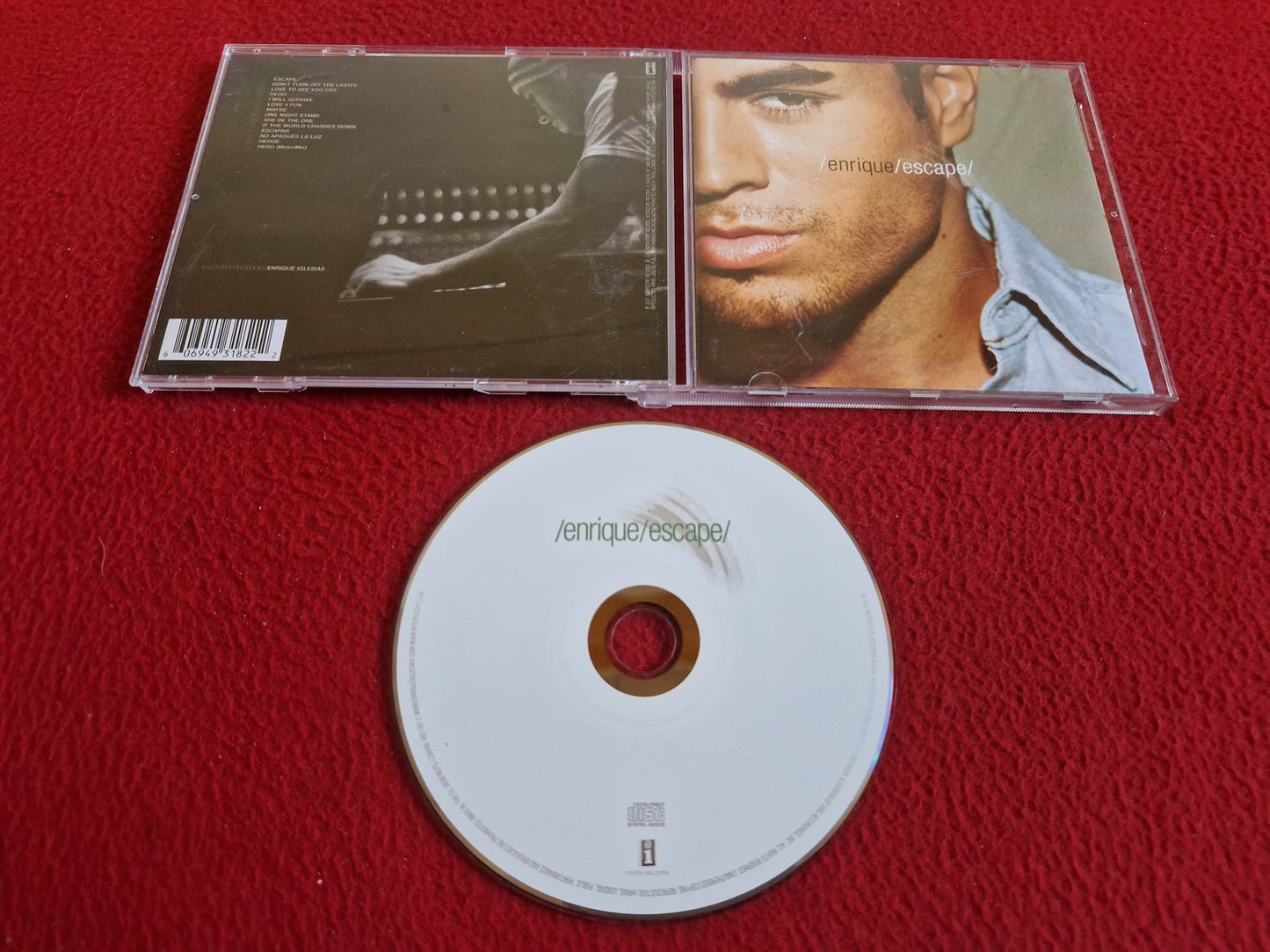 ENRIQUE IGLESIAS ESCAPE CD
