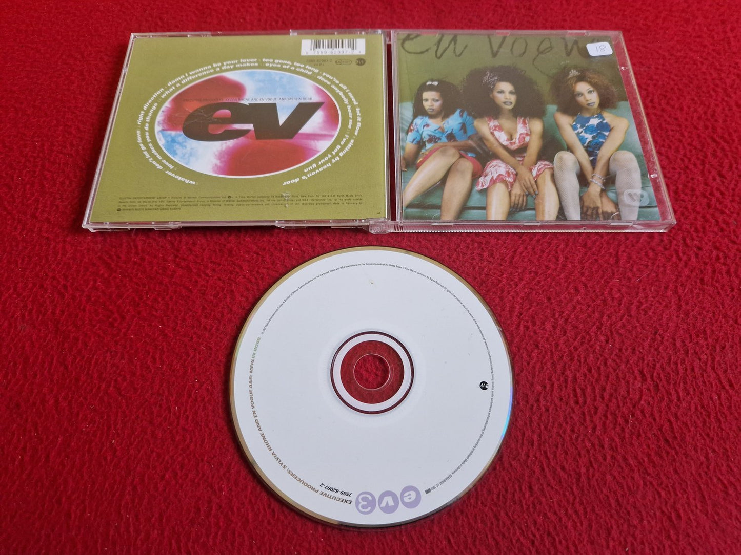 EN VOUGE EV3 CD