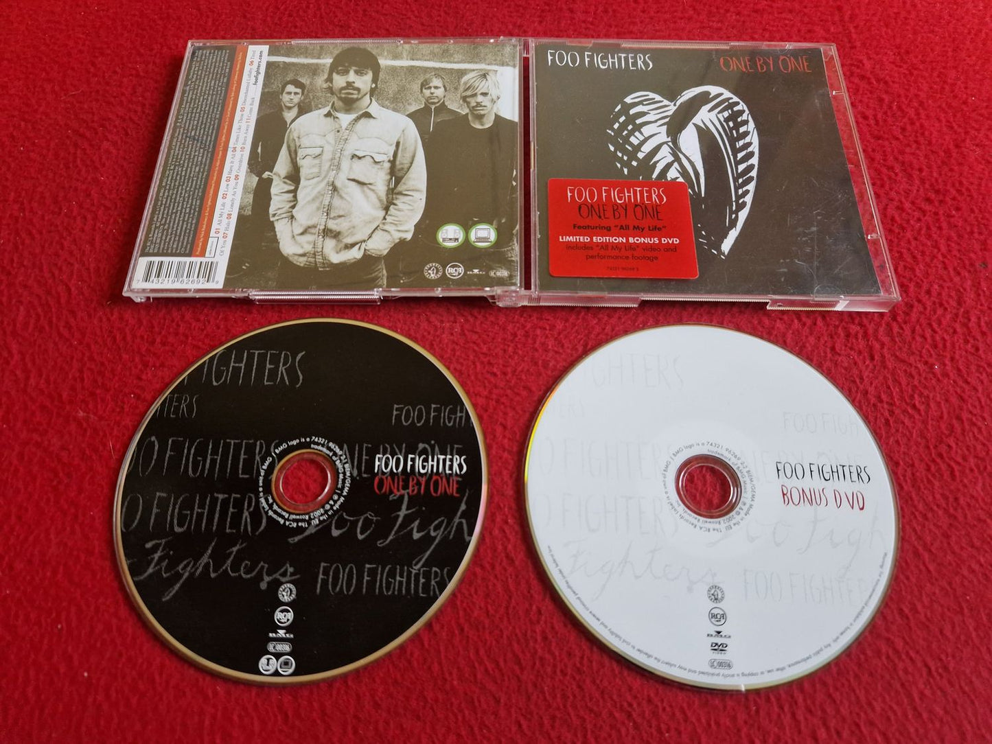 FOO FIGHTERS ONE BY ONE CD