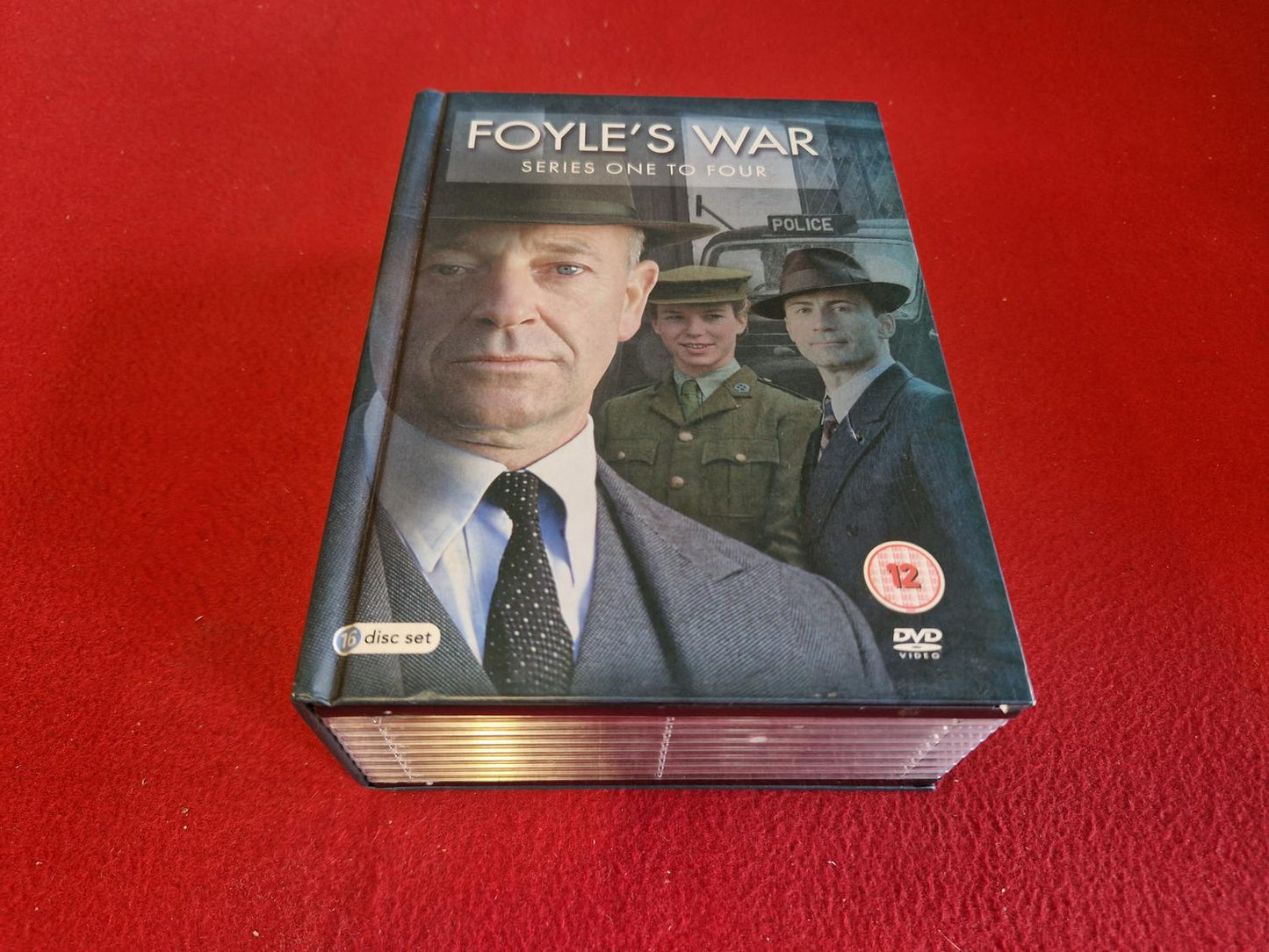 FOYLES WAR SERIES 1 - 4 BOX till DVD