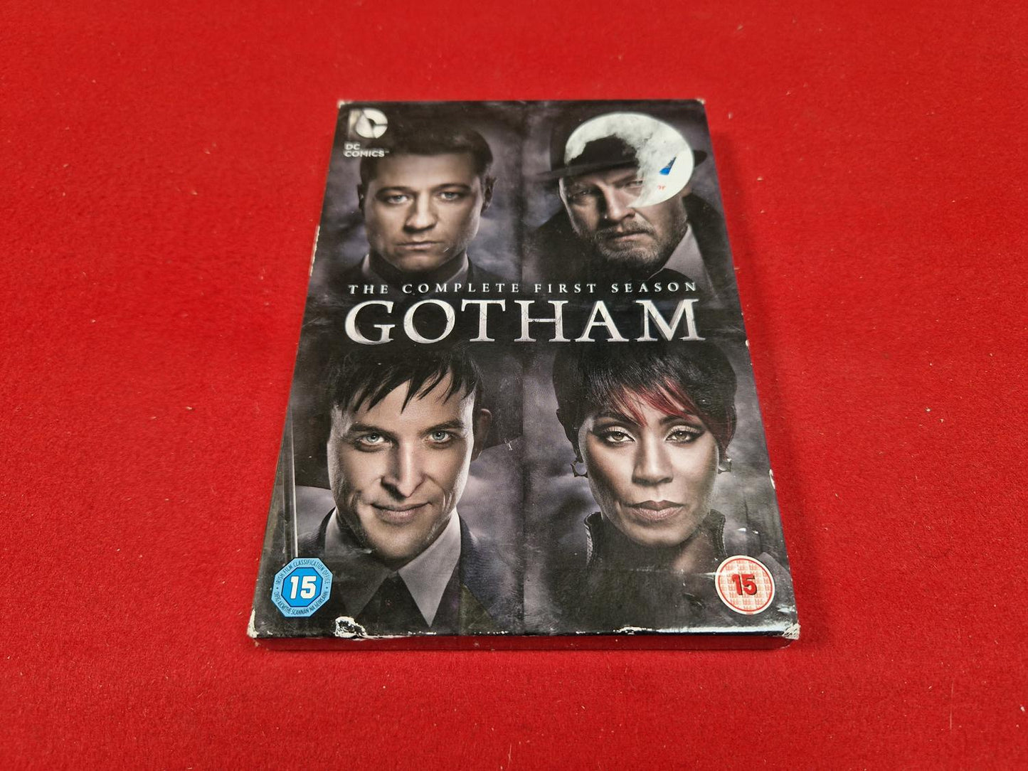 GOTHAM THE COMPLETE SEASON 1 BOX till DVD