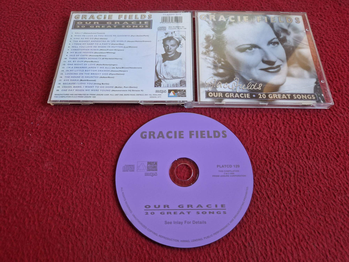 GRACIE FIELDS OUR GRACIE CD