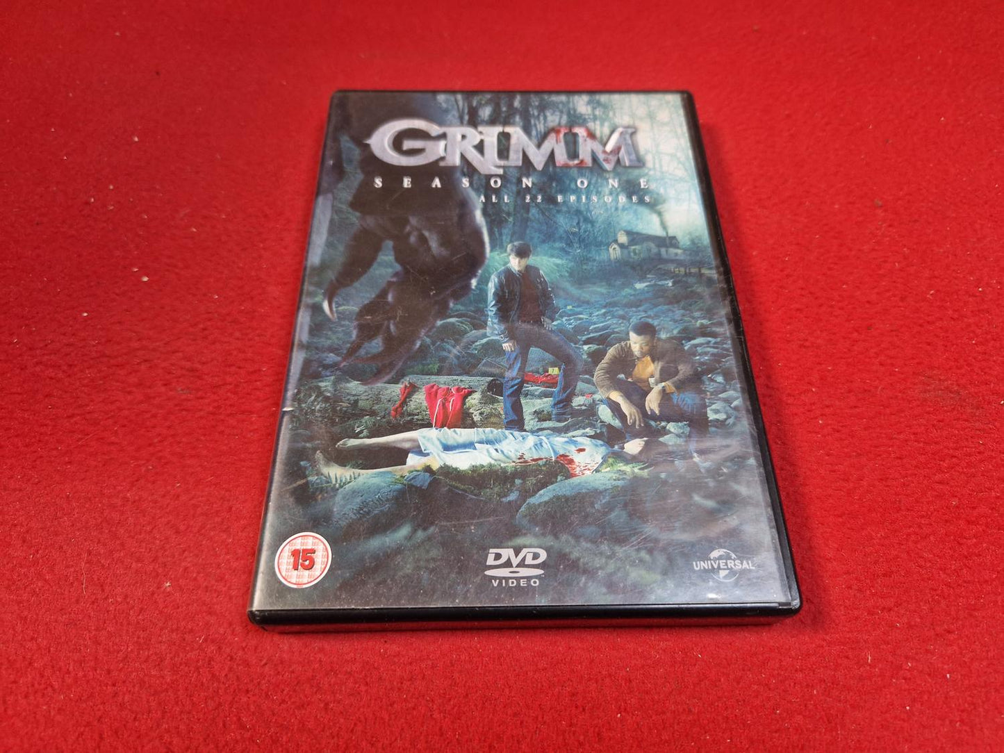 GRIMM SEASON 1 BOX till DVD