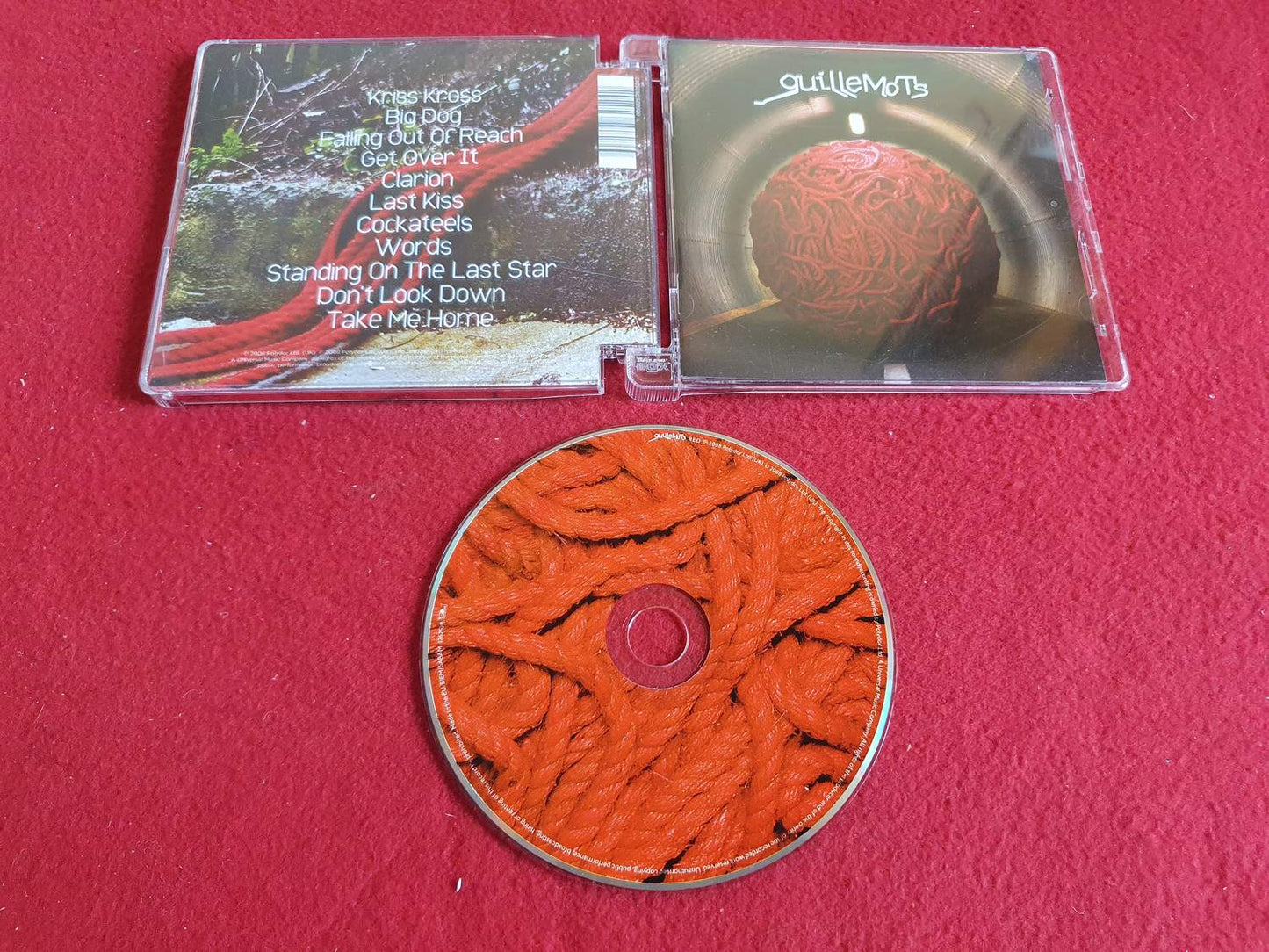 GUILLEMOTS - GUILLEMOTS till CD