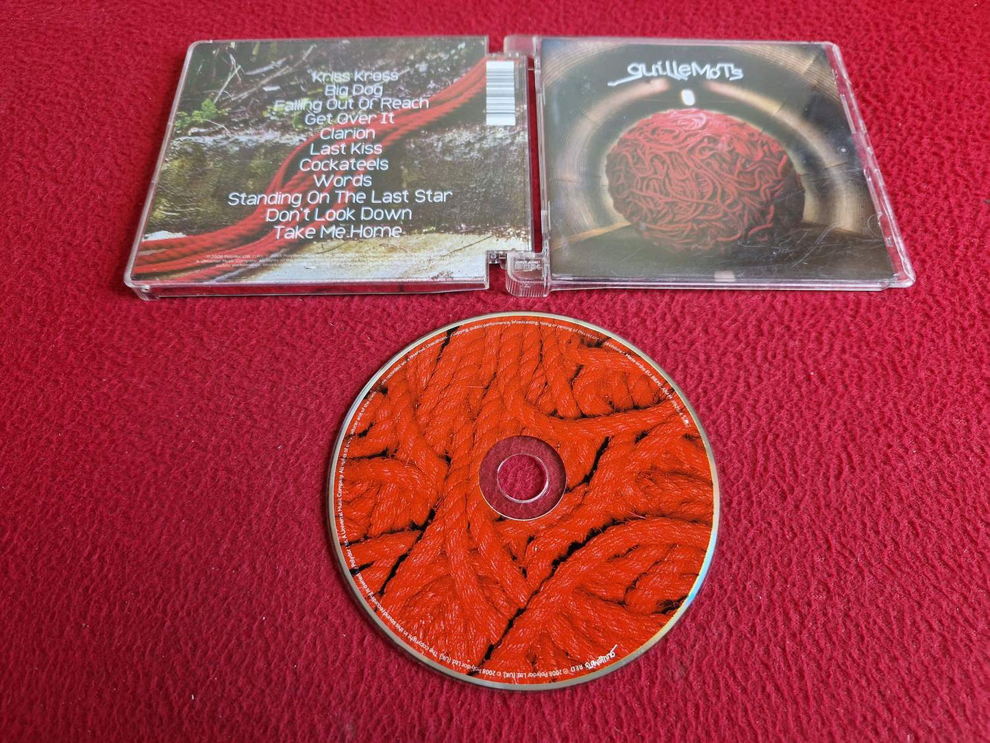 GUILLEMOTS RED CD
