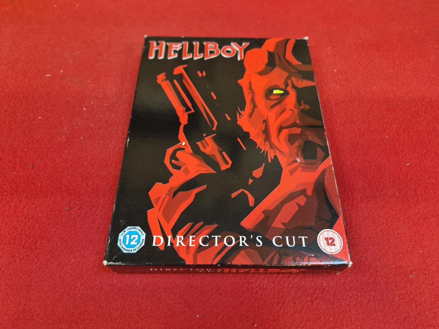 HELLBOY DIRECTORS CUT BOX till DVD