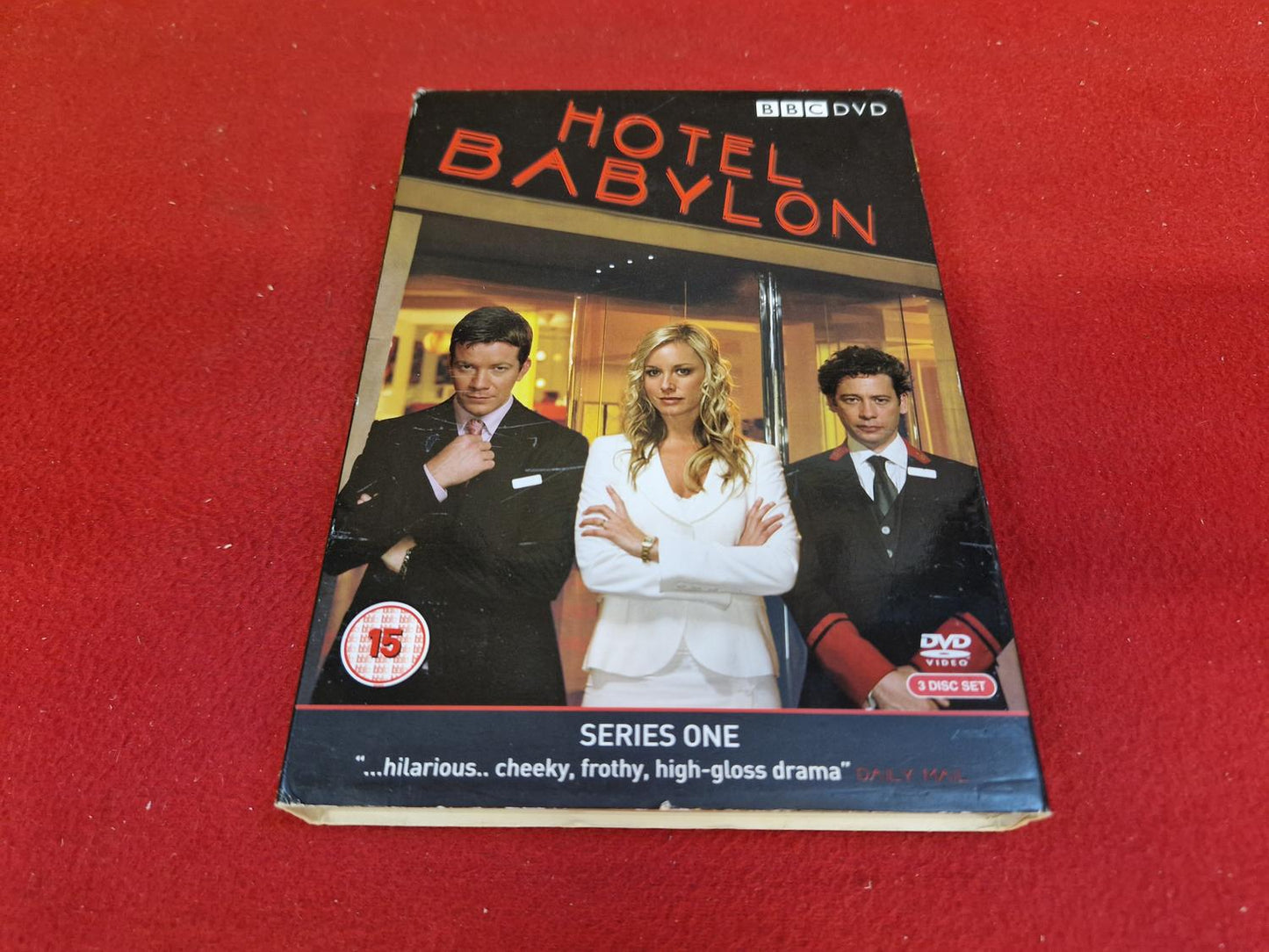HOTEL BABYLON SERIES 1 BOX till DVD
