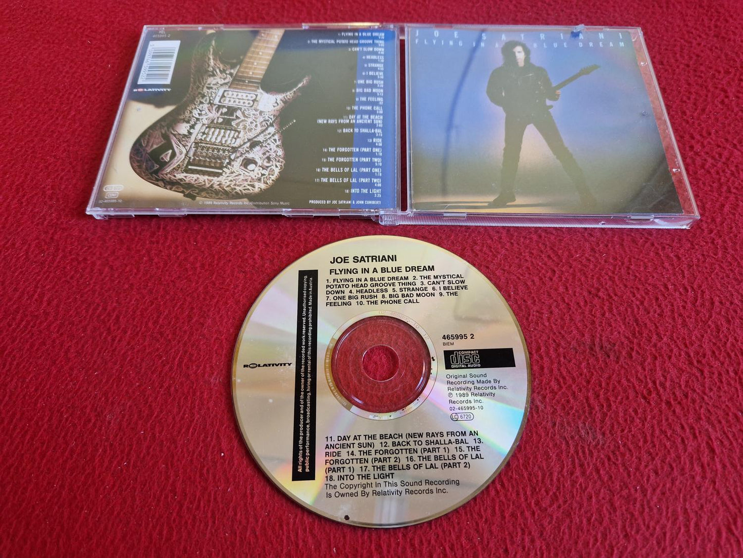 JOE SATRIANI FLYING IN A BLUE DREAM CD