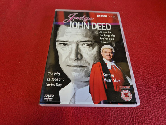 JOHN DEED PILOT + SERIES 1 BOX till DVD