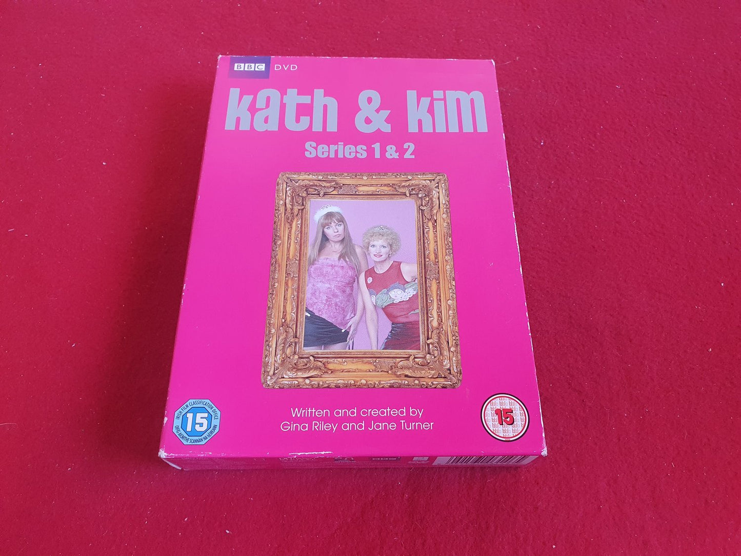 KATH & KIM SERIES 1 & 2 BOX till DVD