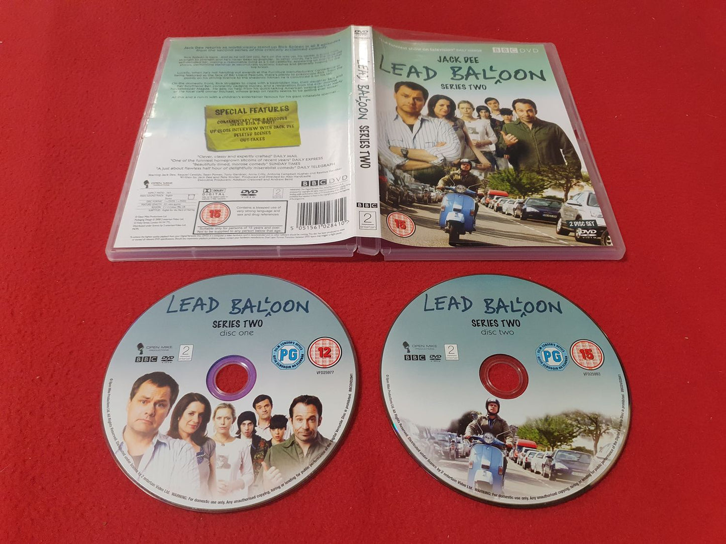 LEAD BALLOON SERIES 2 till DVD