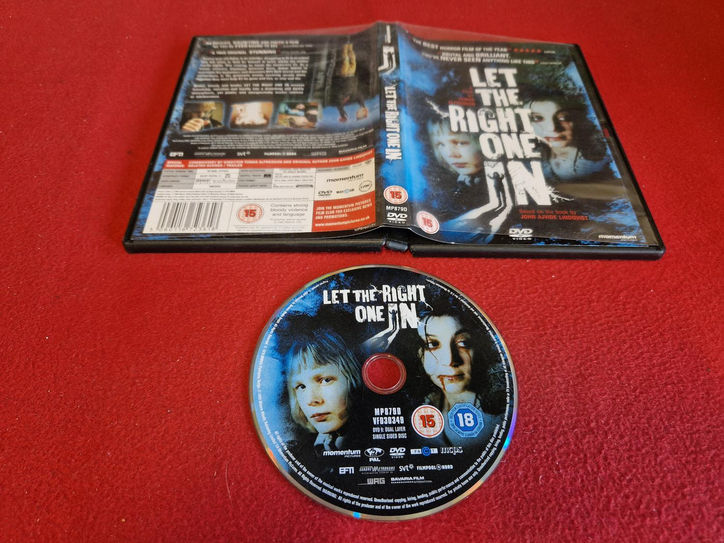 LET THE RIGHT ONE IN till DVD