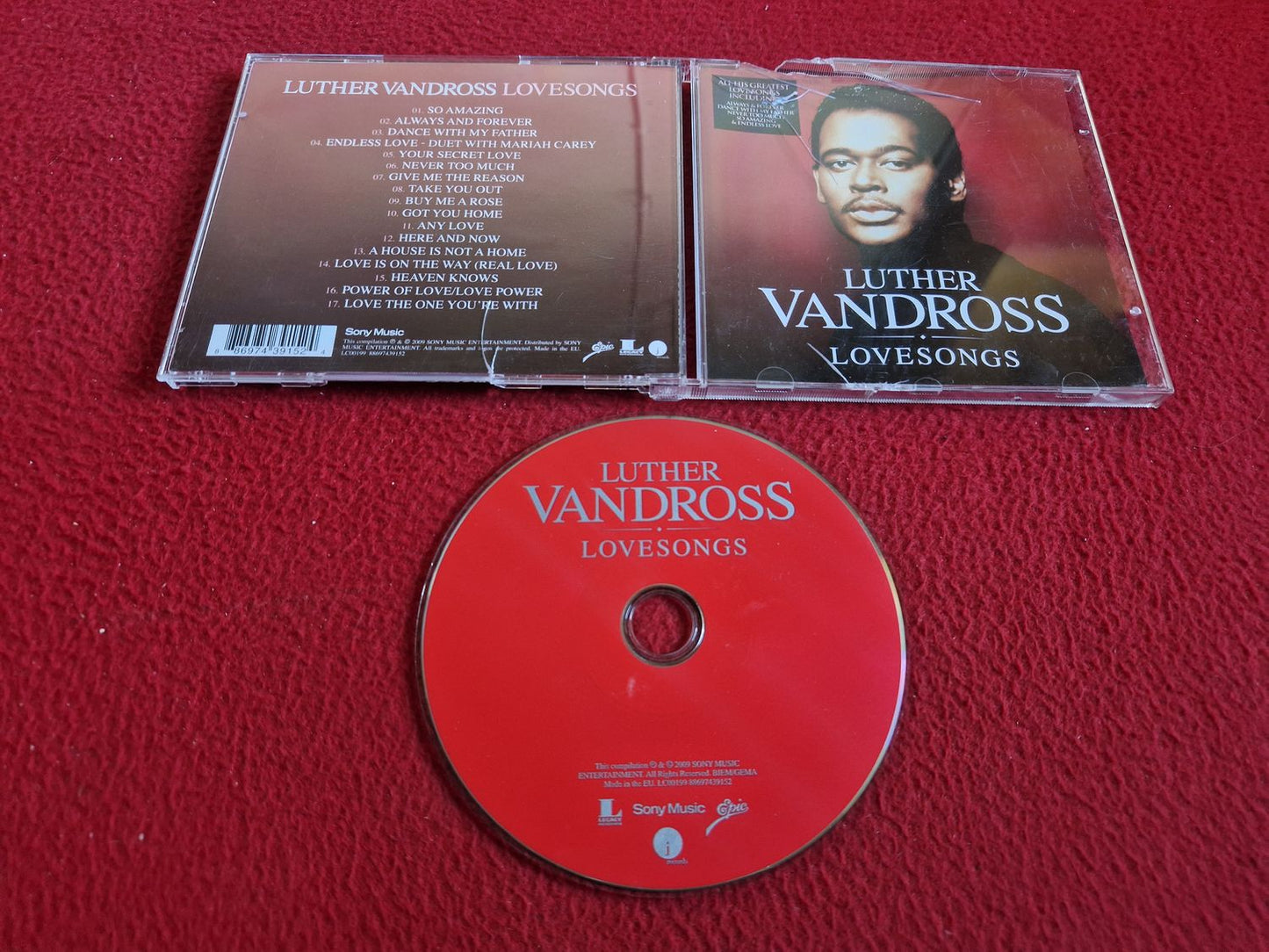LUTHER VANDROSS LOVESONGS CD