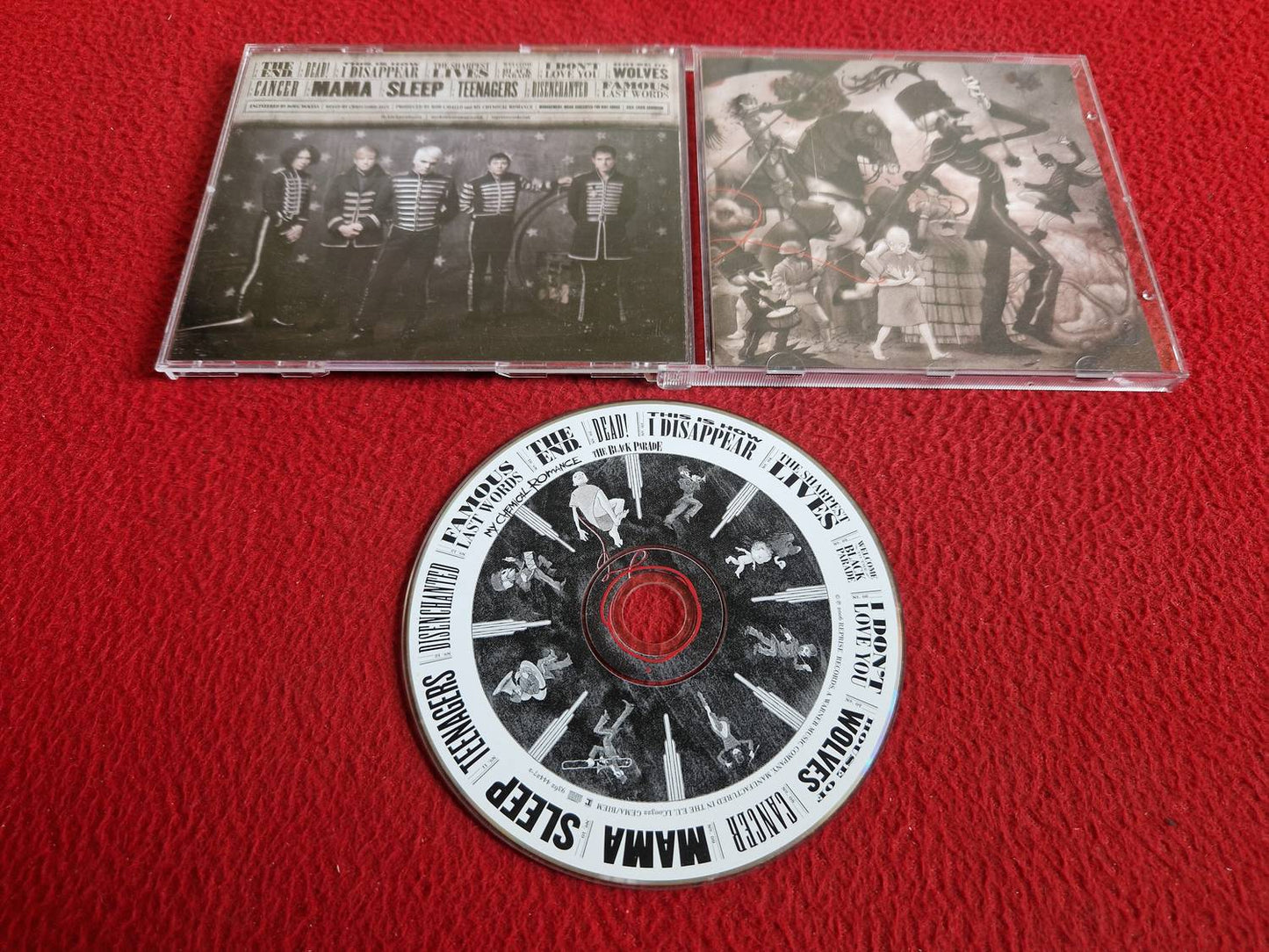 MY CHEMICAL ROMANCE THE BLACK PARADE CD