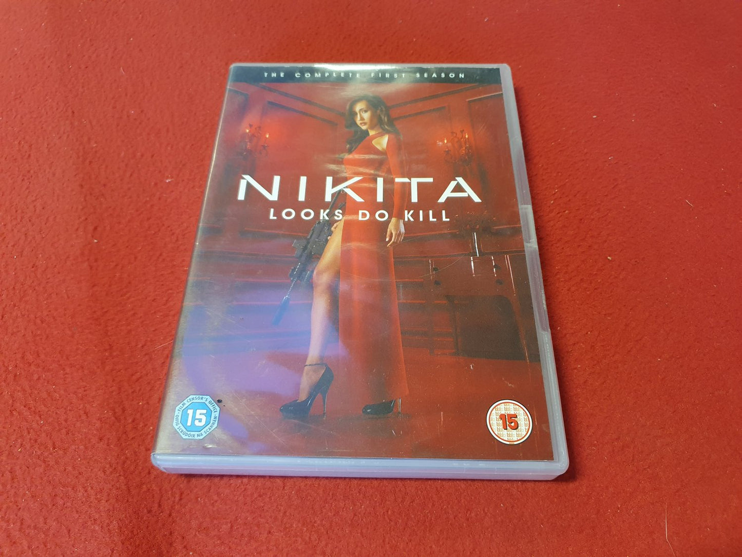 NIKITA SEASON 1 BOX till DVD