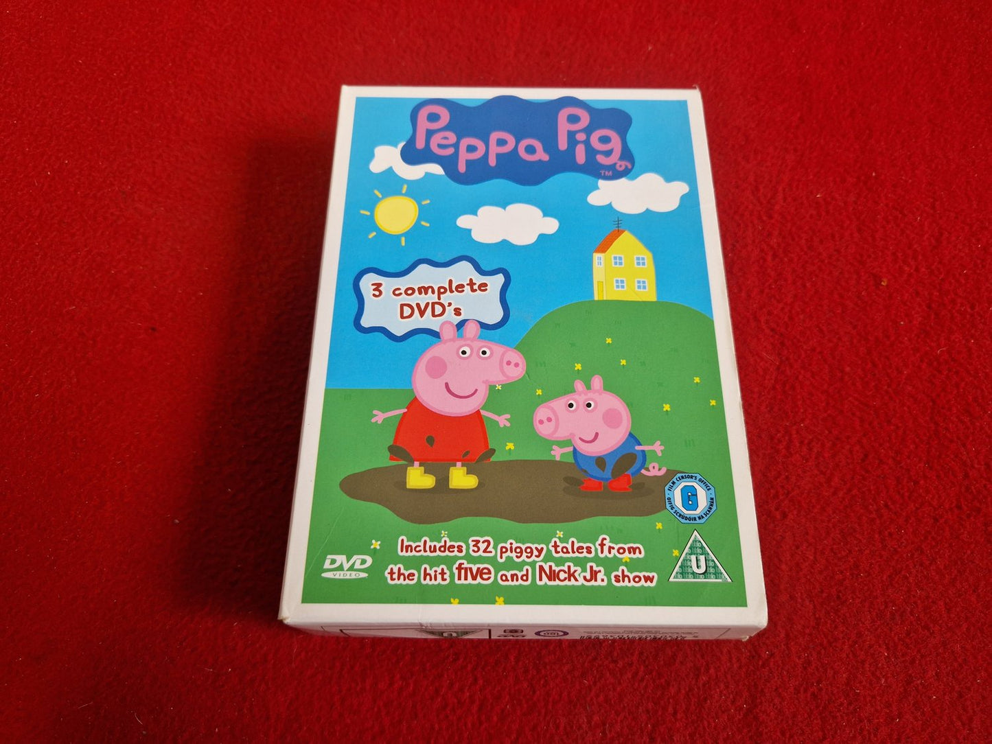 PEPPA PIG 32 PIGGY TALES BOX till DVD