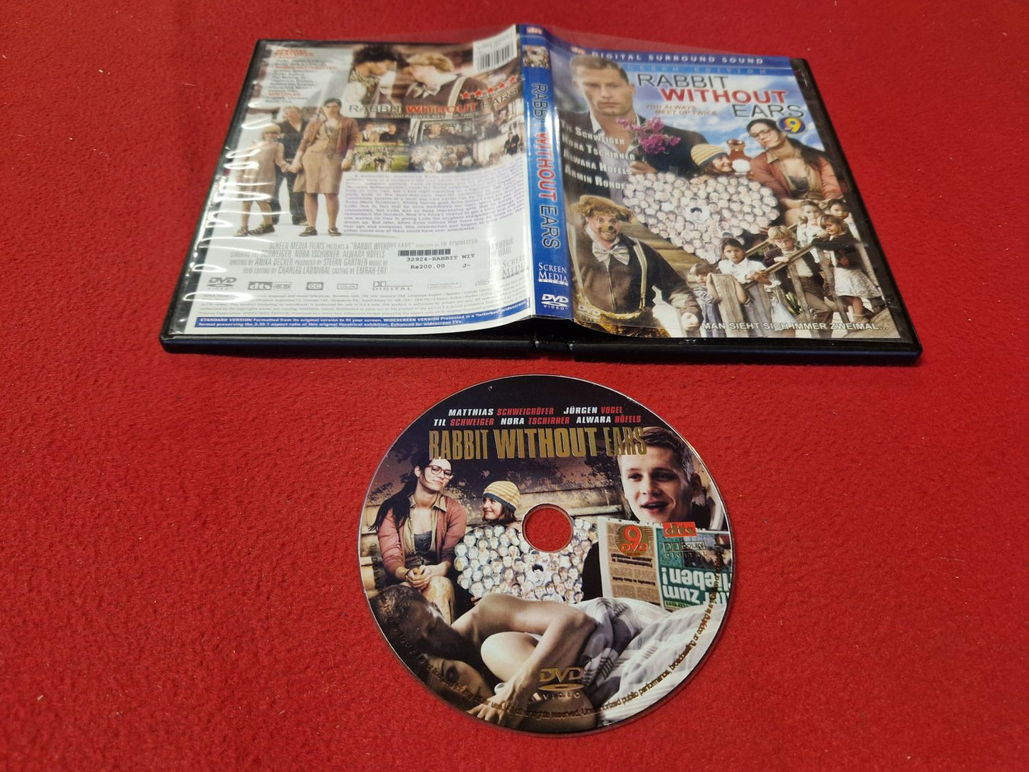 RABBIT WITHOUT EARS till DVD