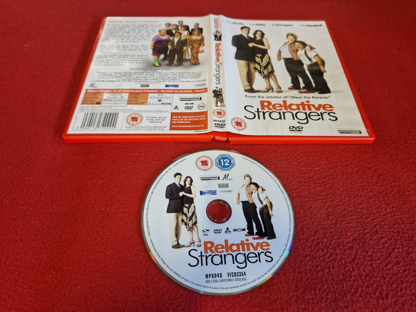 RELATIVE STRANGERS till DVD