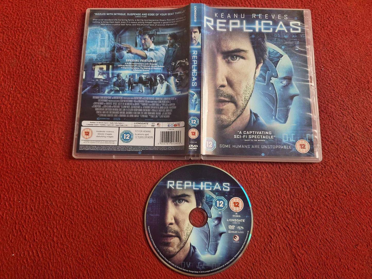 REPLICAS DVD
