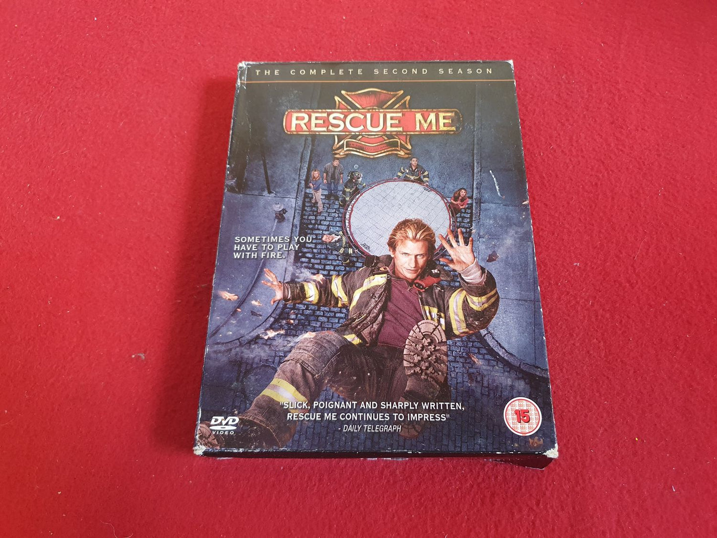 RESCUE ME SEASON 2 BOX till DVD
