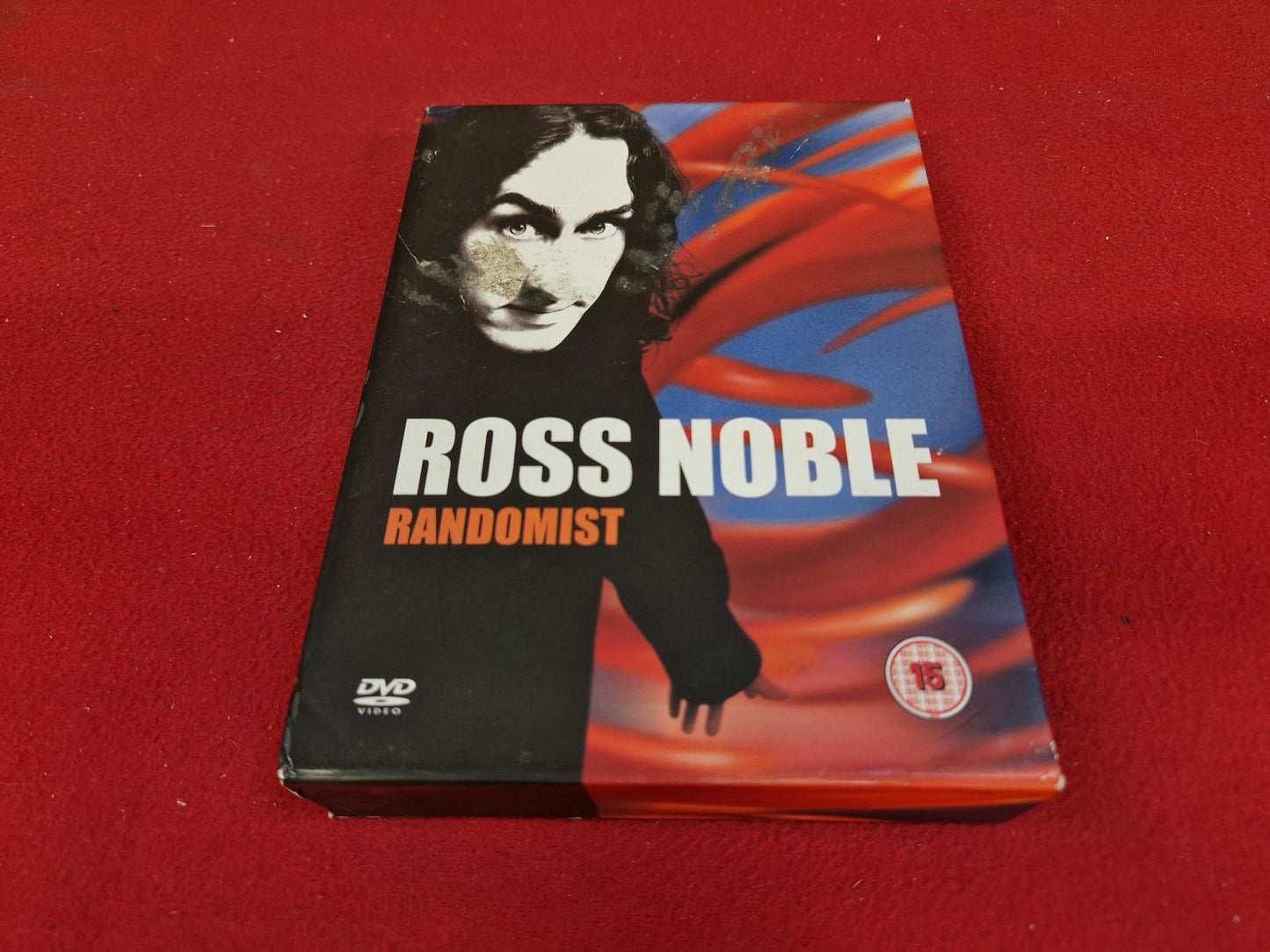 ROSS NOBLE RANDOMIST BOX till DVD