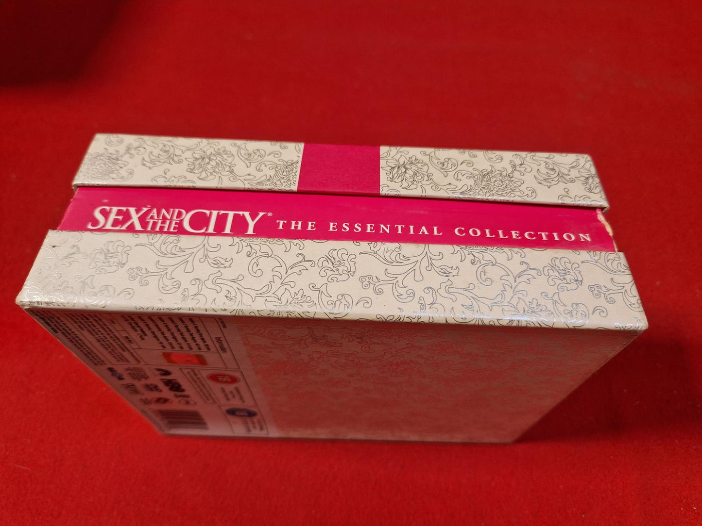 SEX AND THE CITY THE ESSENTIAL COLLECTION BOX till DVD