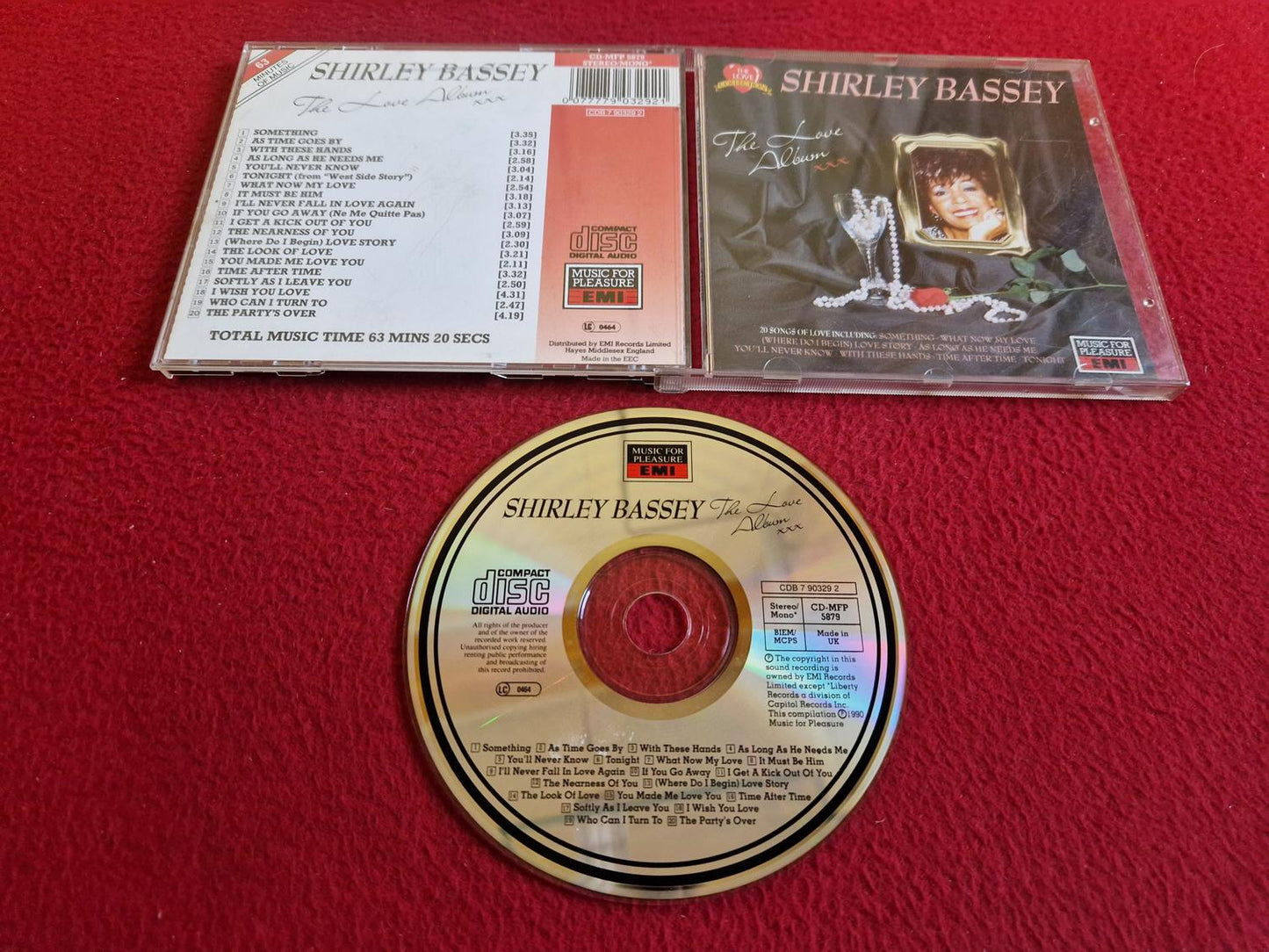 SHIRLEY BASSEY THE LOVE ALBUM CD