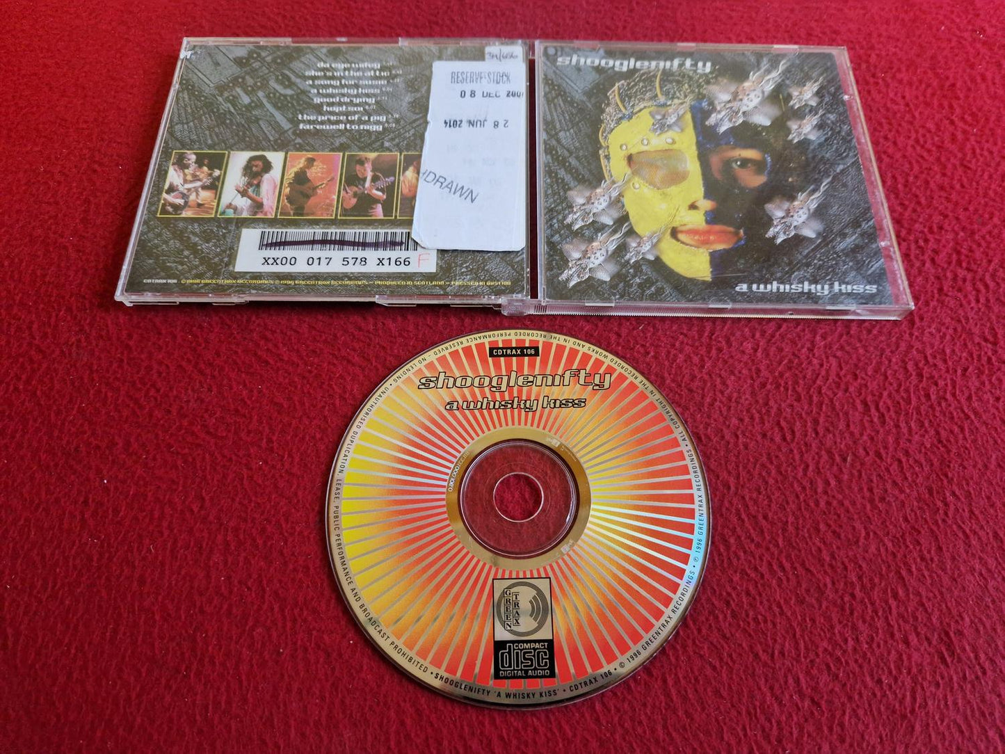SHOOGLENIFTY A WHISKY KISS CD