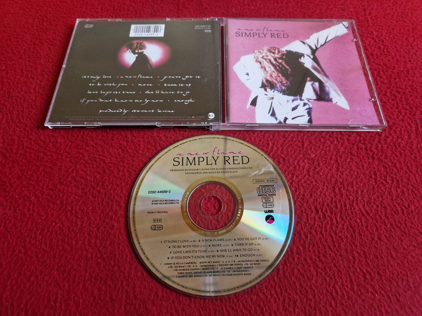 SIMPLY RED A NEW FLAME CD