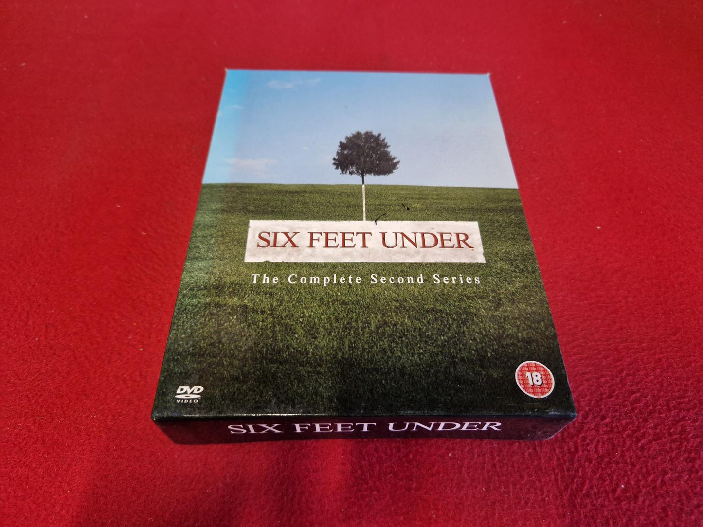 SIX FEET UNDER SERIES 2 BOX till DVD