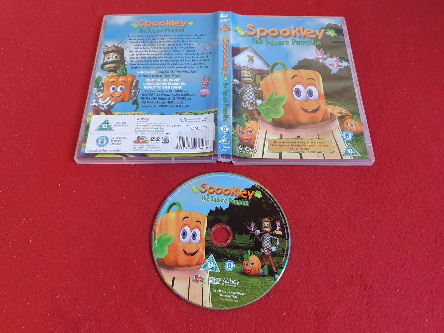 SPOOKLEY THE SQUARE PUMPKIN till DVD