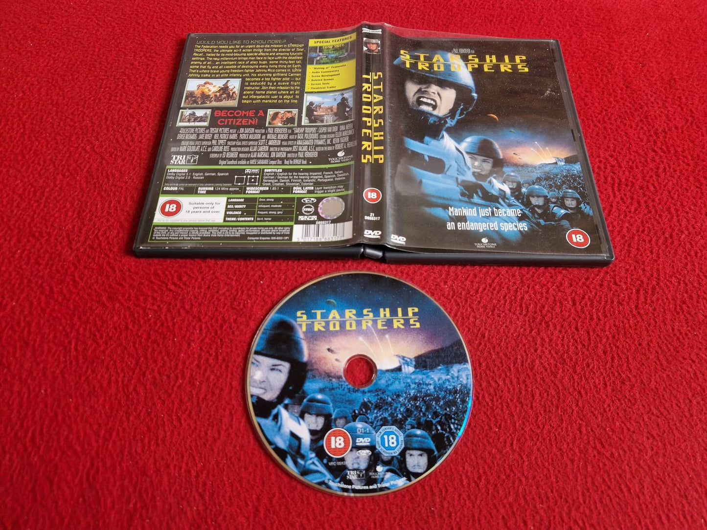 STARSHIP TROOPERS DVD