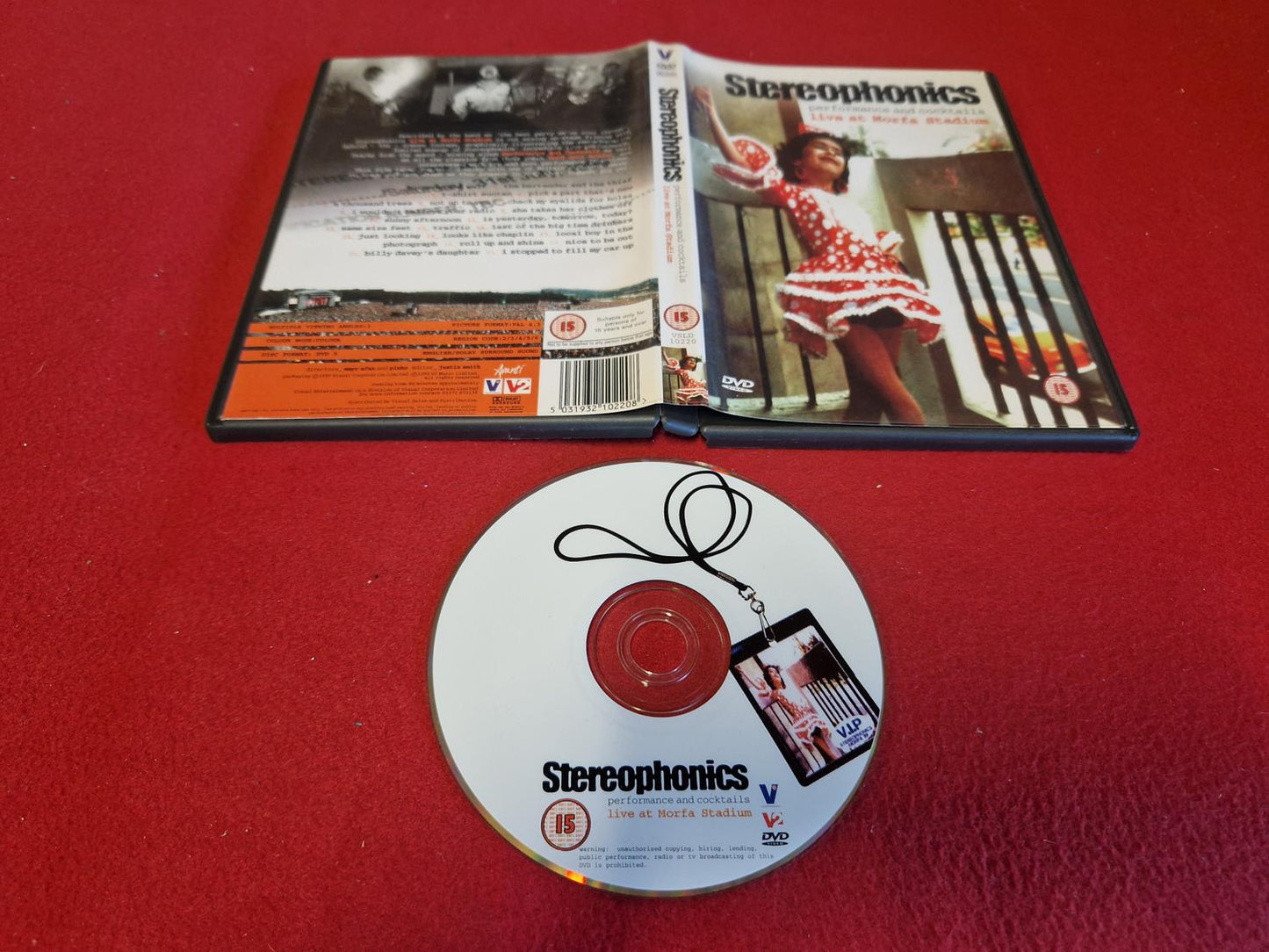 STEREOPHONICS PERFORMANCE AND COCKTAILS LIVE AT MORFA STADIUM till DVD