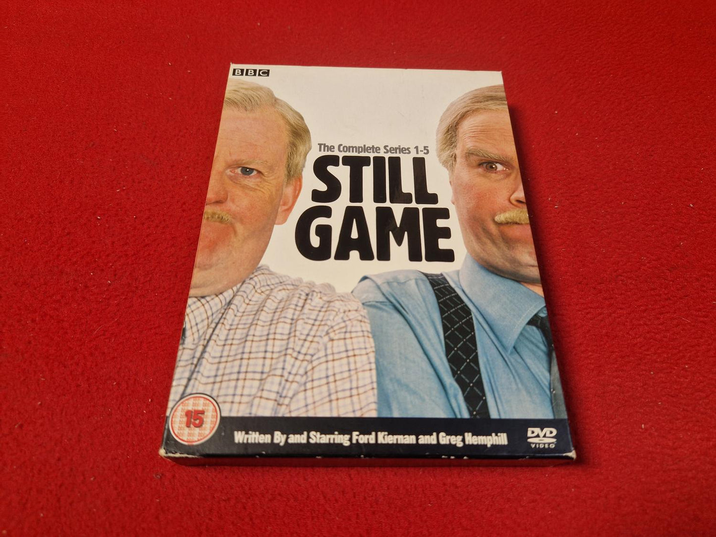 STILL GAME SERIES 1 - 5 BOX till DVD