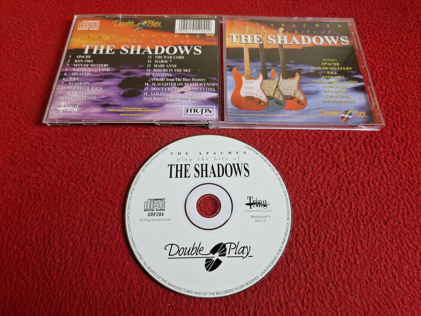 THE APACHES PLAY THE HITS OF THE SHADOWS CD