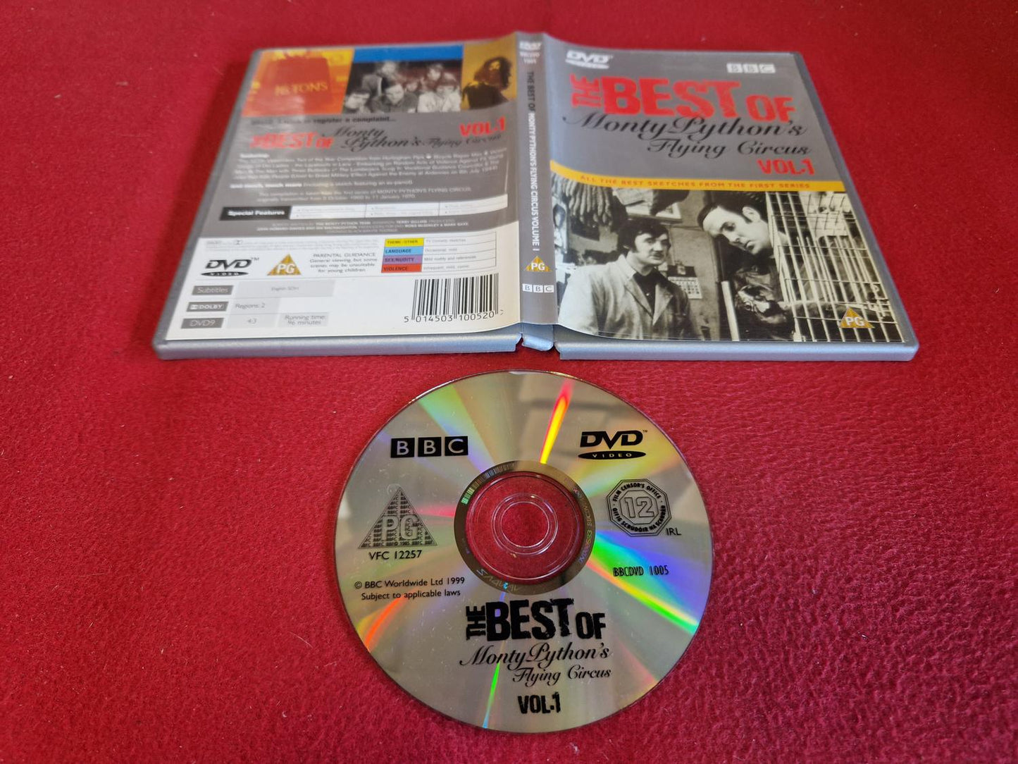 THE BEST OF MONTY PYTHON'S FLYING CIRCUS VOL. 1 till DVD