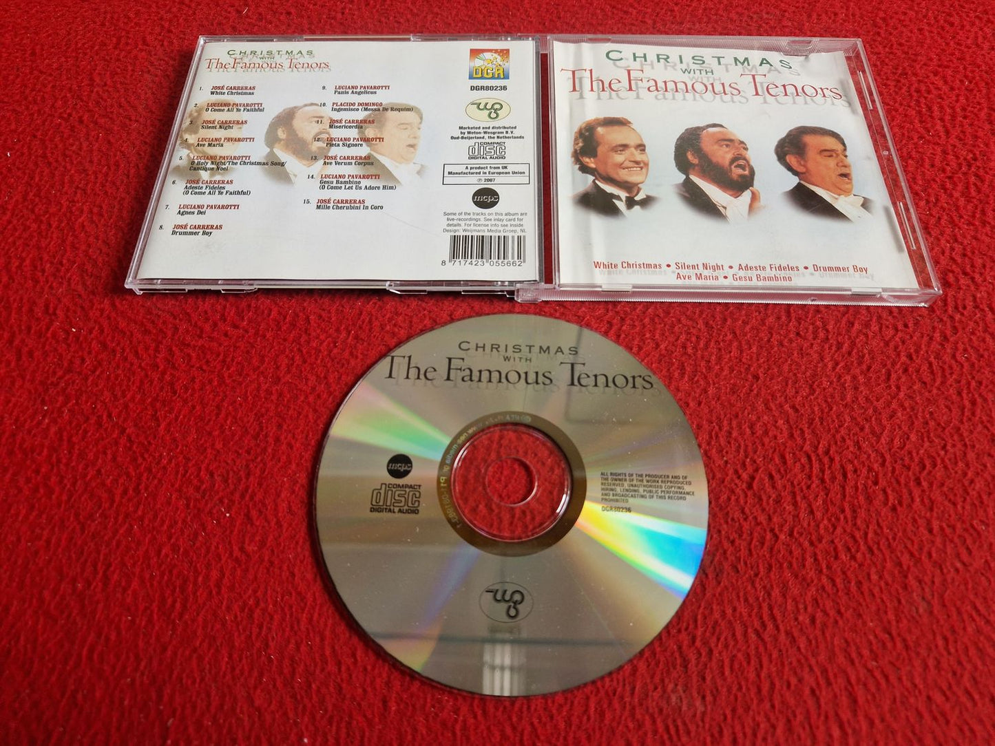 THE FAMOUS TENORS CHRISTMAS WITH CD