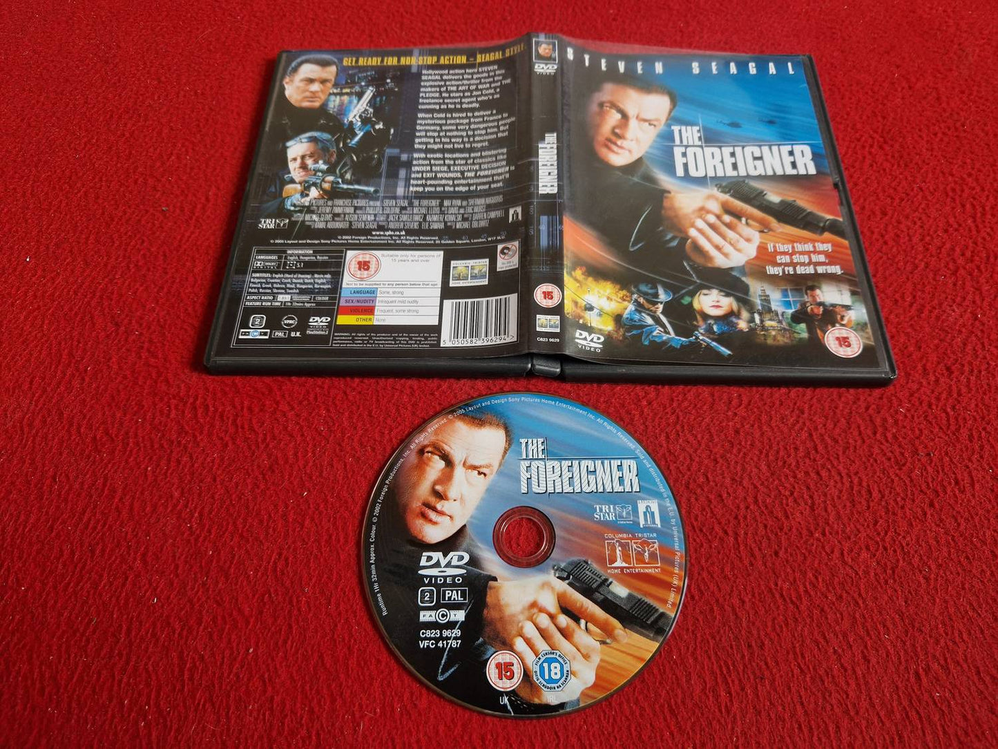 THE FOREIGNER DVD