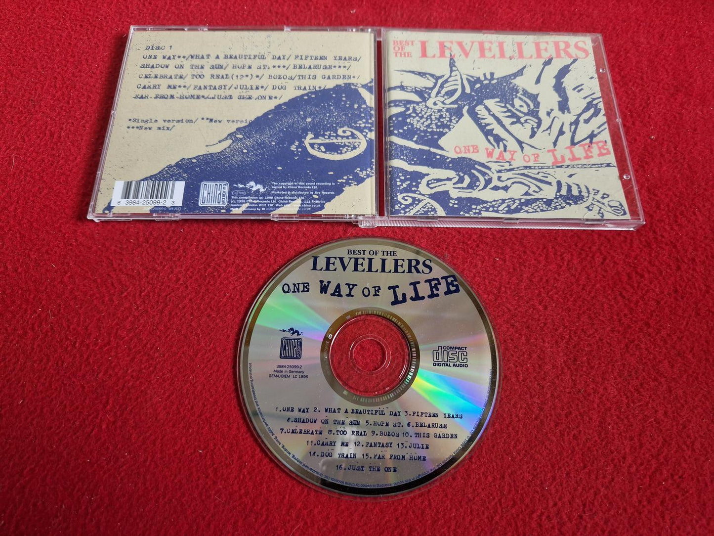 THE LEVELLERS ONE WAY OF LIFE BEST OF CD