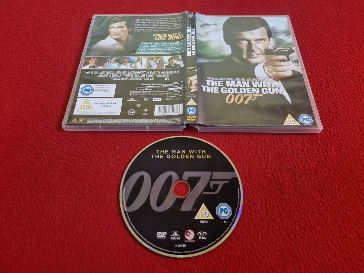 THE MAN WITH THE GOLDEN GUN DVD